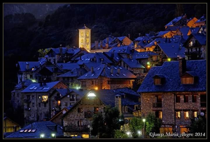 Apartamento Con Terraza Y Vistas Panoramicas En Tauell ภายนอก รูปภาพ