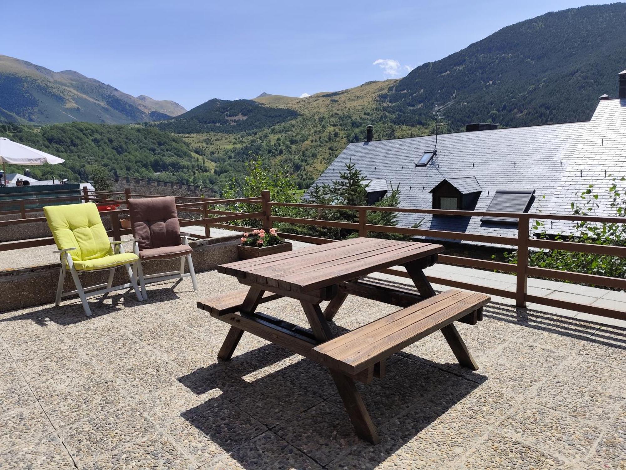 Apartamento Con Terraza Y Vistas Panoramicas En Tauell ภายนอก รูปภาพ